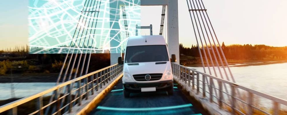 Veicolo con tracker GPS